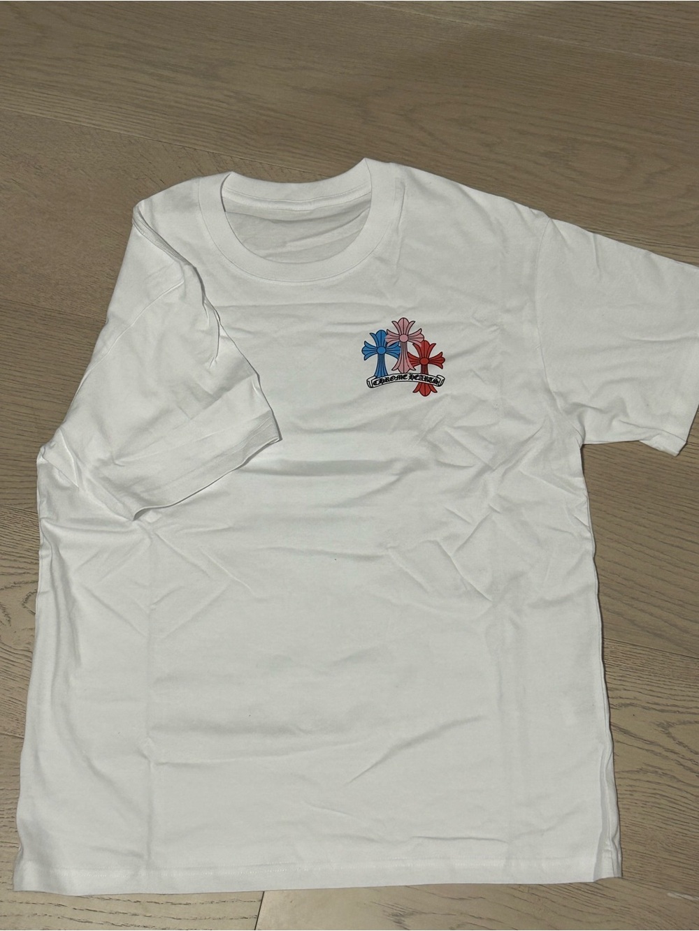 White Graphic Crewneck T-Shirt with Red & Blue Floral Logo